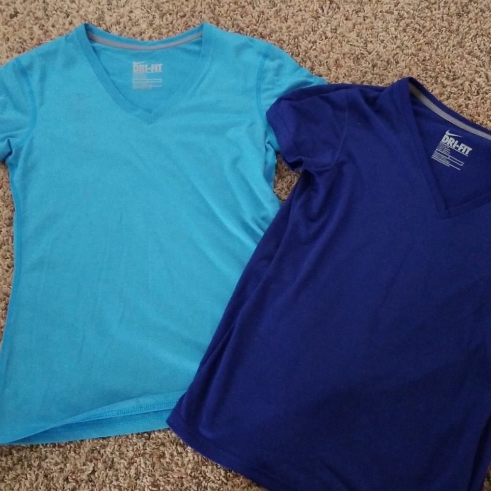 Womens Nike dri-fit shirts
